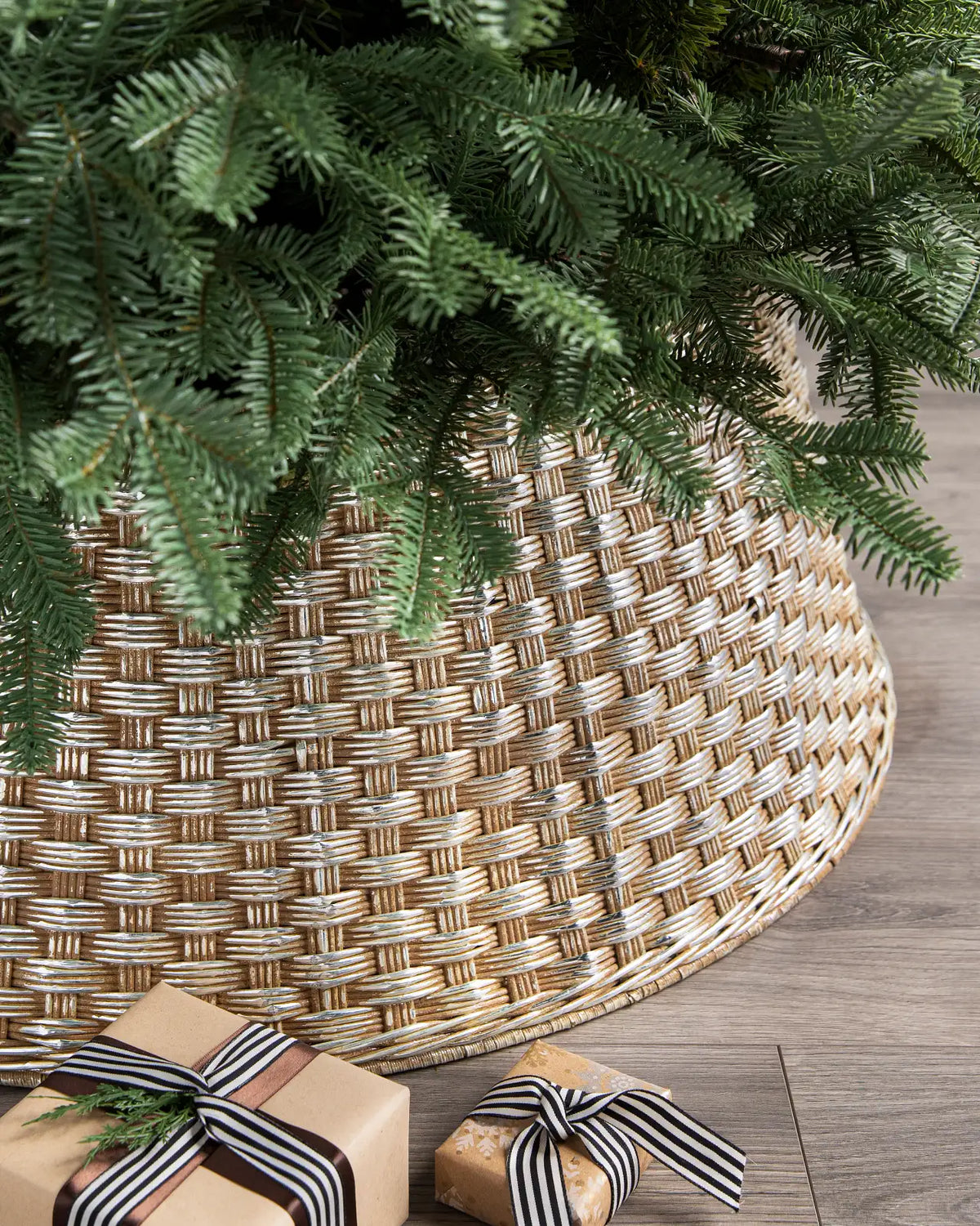 Saia Rígida para Árvore de Natal Trançada Dourado Champagne