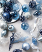 Kit 32 Enfeites para Árvore de Natal Azul, Branco e Prata – Coleção Inverno Elegante