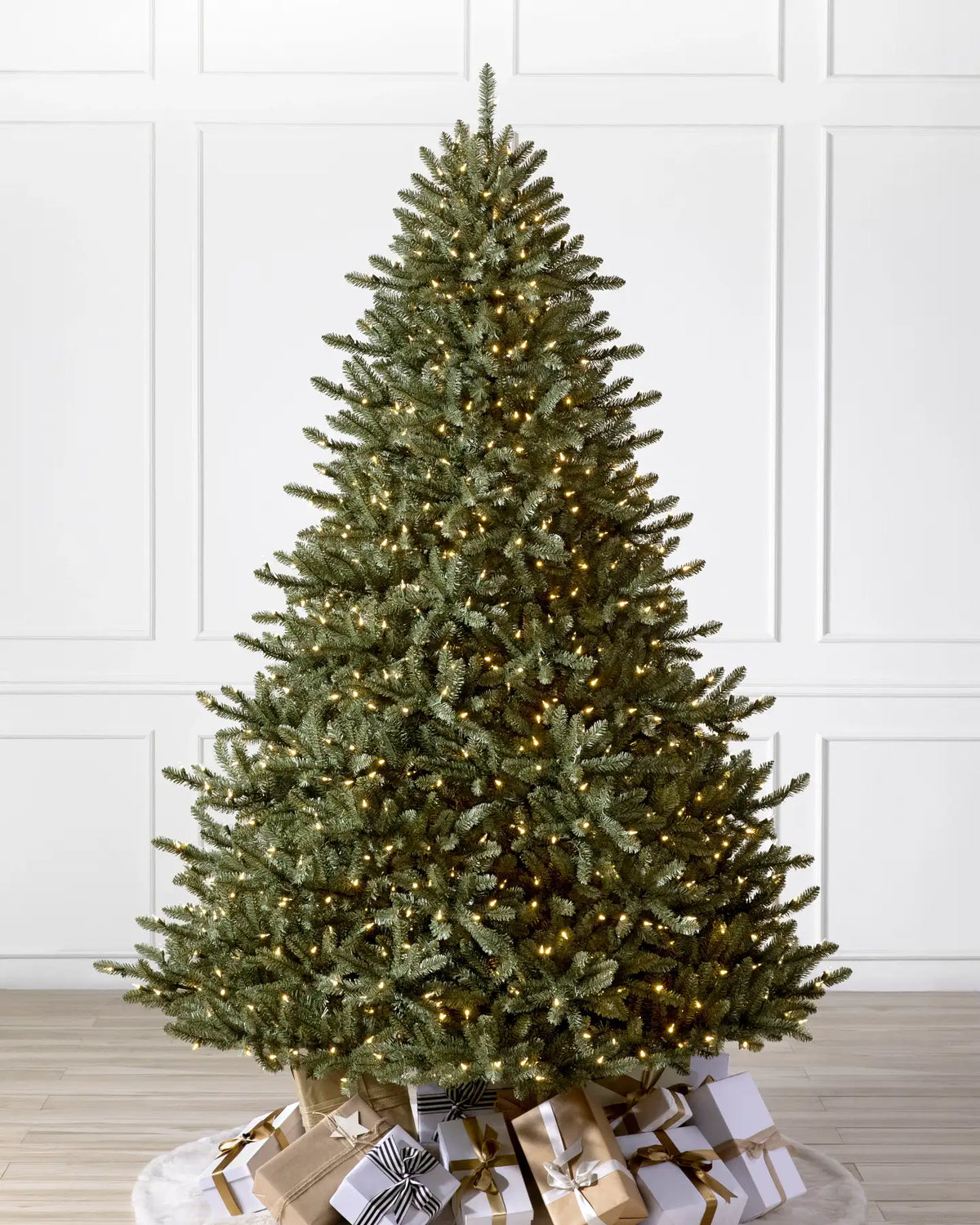 Árvore de Natal Pinheiro Azul Imperial de 1,98 m com iluminação LED