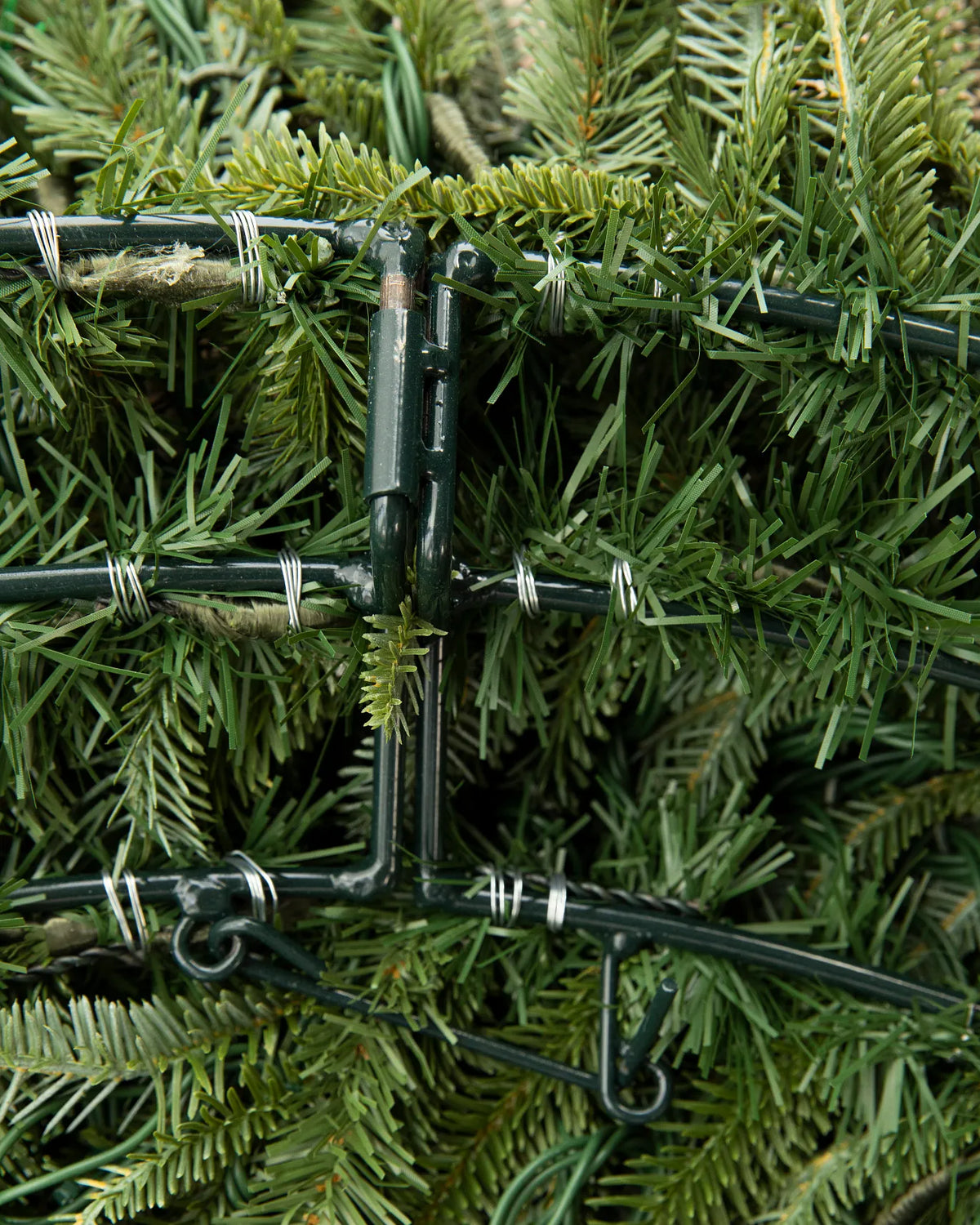 Guirlanda Tradicional Decorativa de Pinheiro Verde com LED