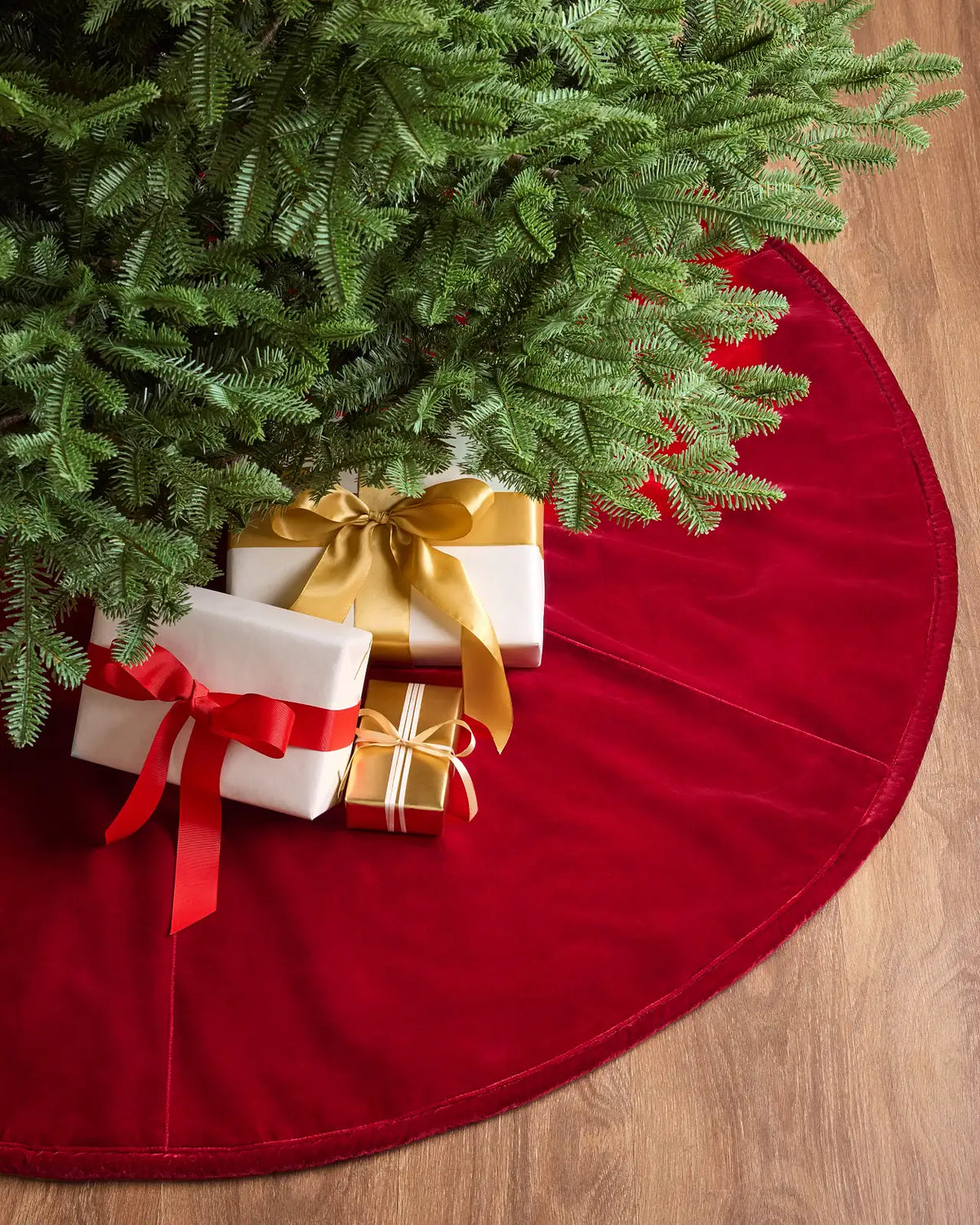 Saia para Árvore de Natal em Veludo Vermelho