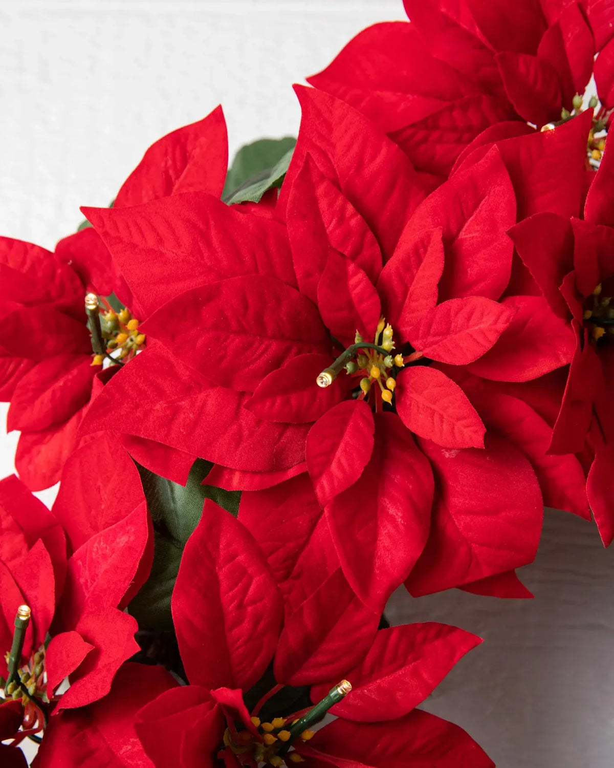Guirlanda Natal Flores Vermelhas Com LED 90 cm