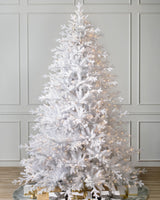 Árvore de Natal Pinheiro Branco Denali — Detalhe da folhagem