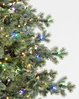 Árvore de Natal Pinheiro Yukon — Ambiente decorado